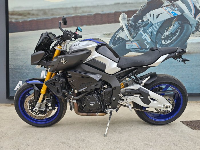 2019 Yamaha MT-10SP Black