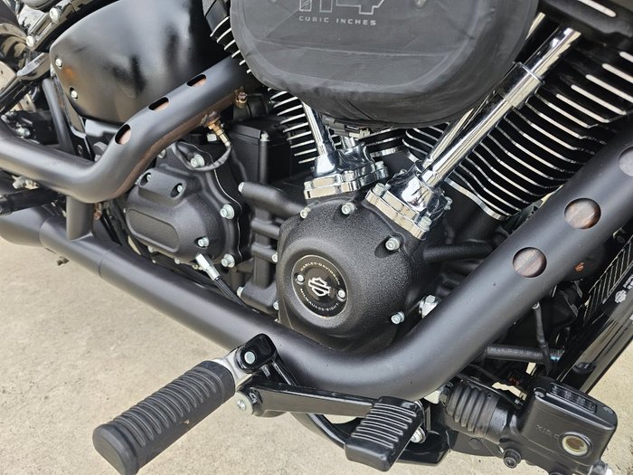 2022 HARLEY-DAVIDSON FXBBS STREET BOB (114) Black