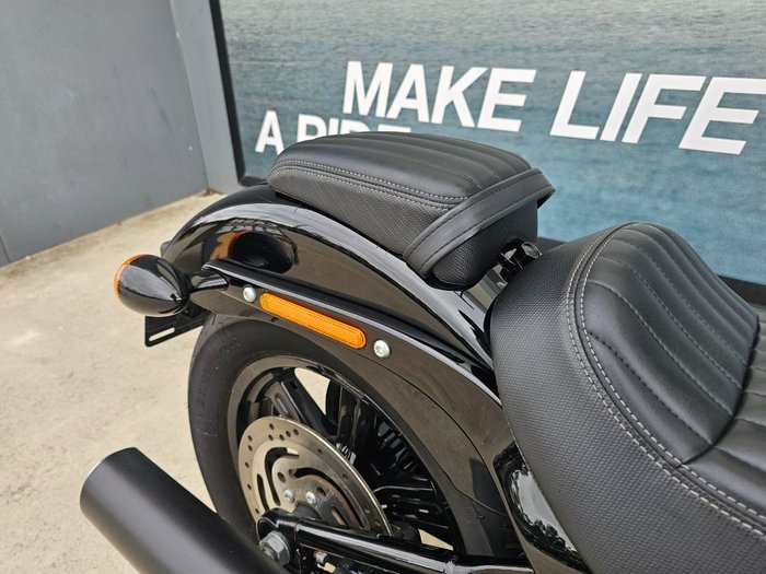 2022 HARLEY-DAVIDSON FXBBS STREET BOB (114) Black