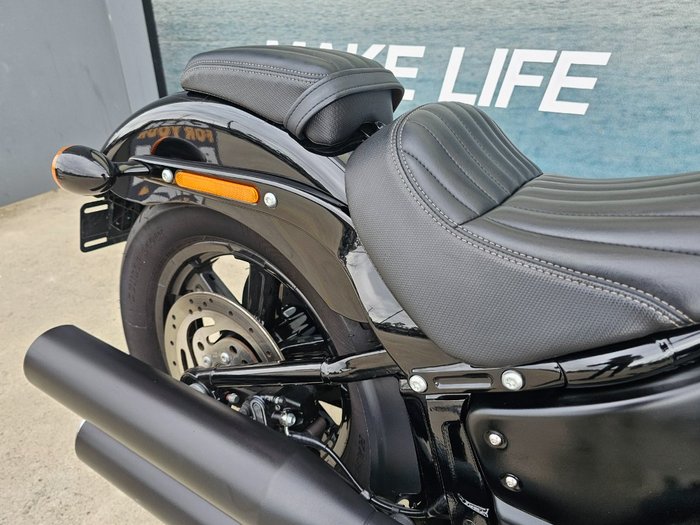 2022 HARLEY-DAVIDSON FXBBS STREET BOB (114) Black