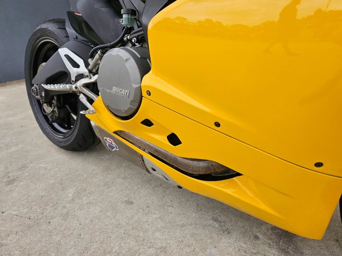 2014 DUCATI 899 PANIGALE White