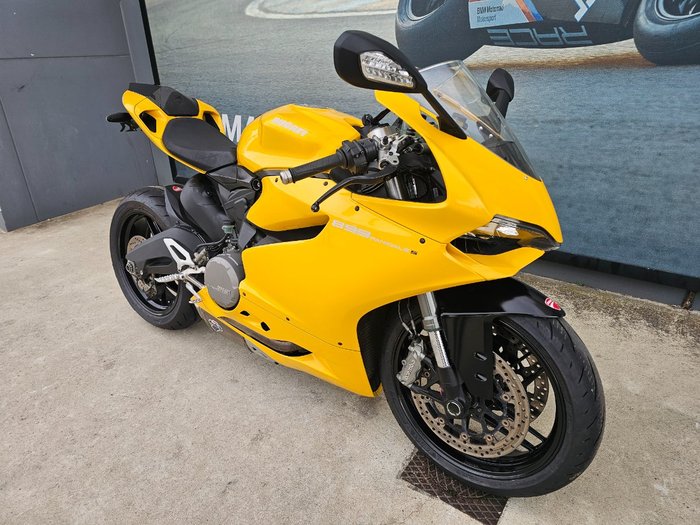 2014 DUCATI 899 PANIGALE White