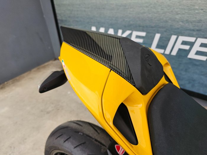 2014 DUCATI 899 PANIGALE White