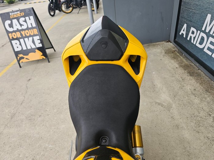 2014 DUCATI 899 PANIGALE White