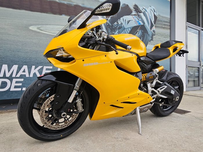 2014 DUCATI 899 PANIGALE White