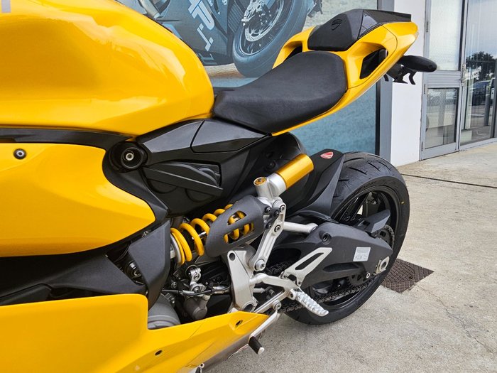 2014 DUCATI 899 PANIGALE White