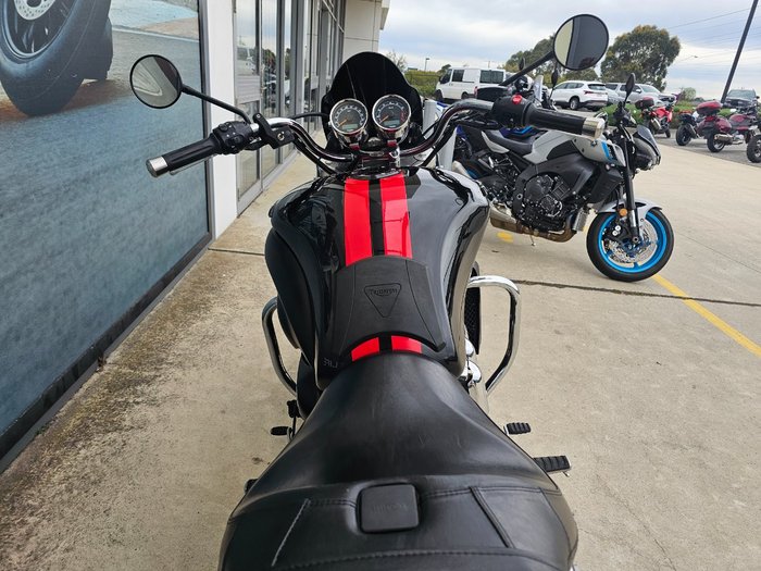 2017 Triumph ROCKET III ROADSTER Black