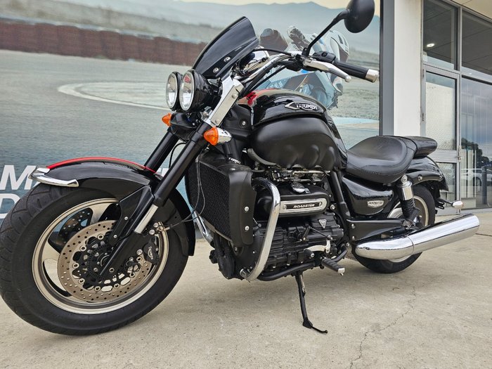 2017 Triumph ROCKET III ROADSTER Black