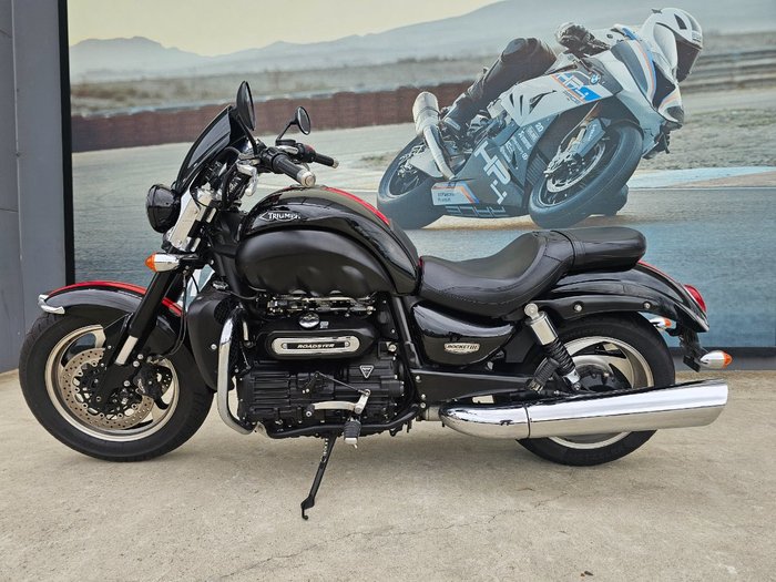 2017 Triumph ROCKET III ROADSTER Black