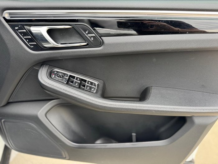 2017 Porsche Macan S Diesel 95B MY17 AWD White