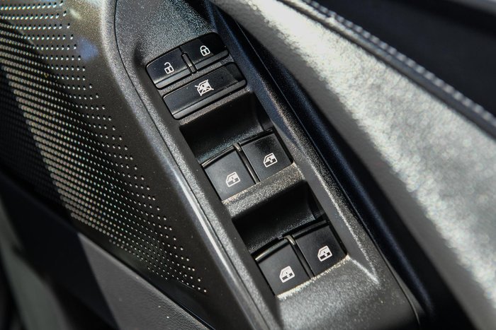 2022 LDV D90 Executive