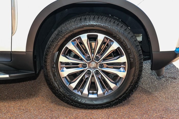 2022 LDV D90 Executive