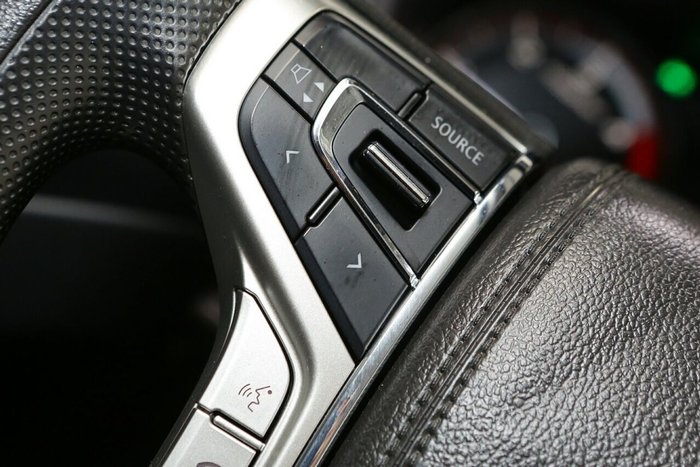 2023 Mitsubishi Triton GLX