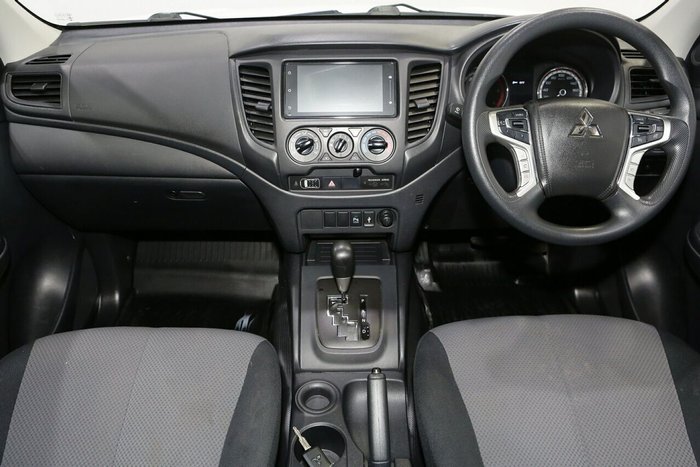 2023 Mitsubishi Triton GLX