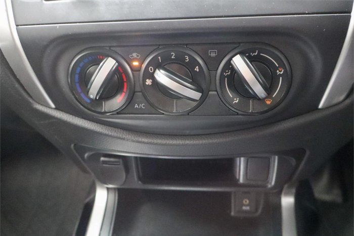 2019 Nissan Navara RX D23 Series 3 4x2 Polar White