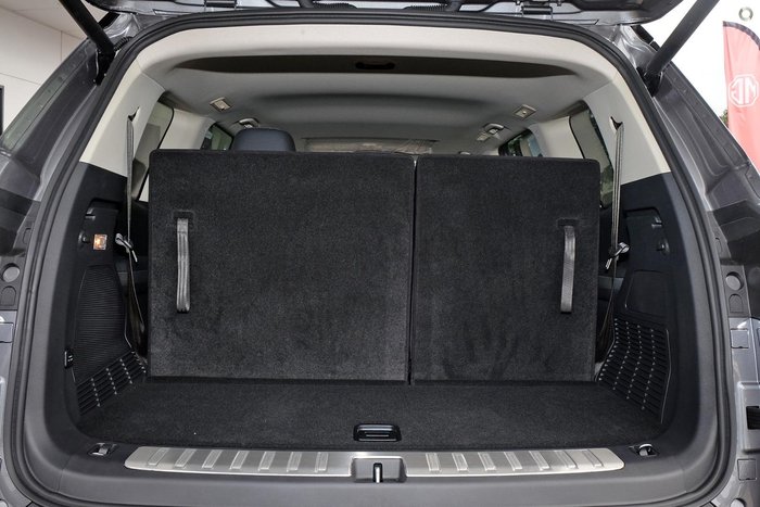 2025 LDV D90 Executive