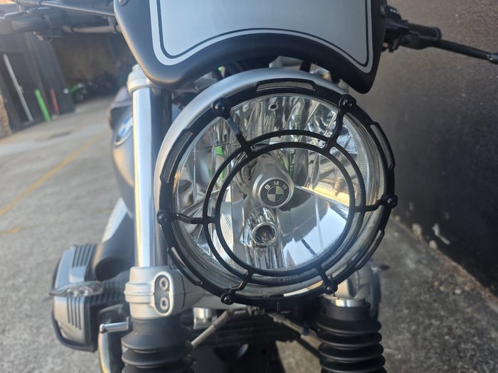 2019 BMW R NINE T SCRAMBLER GREY