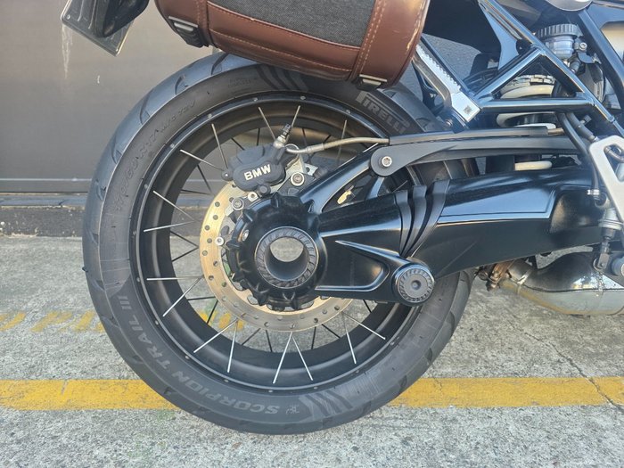 2019 BMW R NINE T SCRAMBLER GREY