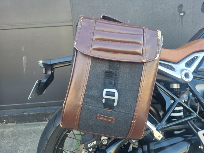 2019 BMW R NINE T SCRAMBLER GREY