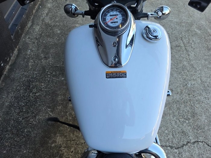 2016 Yamaha XVS650 V-STAR CUSTOM WHITE