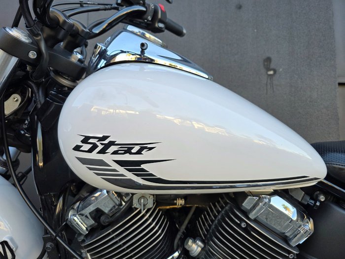 2016 Yamaha XVS650 V-STAR CUSTOM WHITE