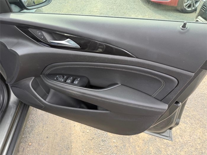 2018 HOLDEN COMMODORE RS-V