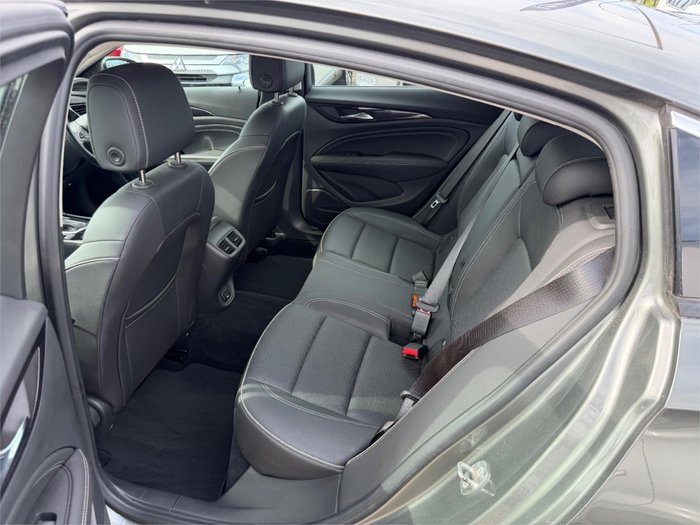 2018 HOLDEN COMMODORE RS-V