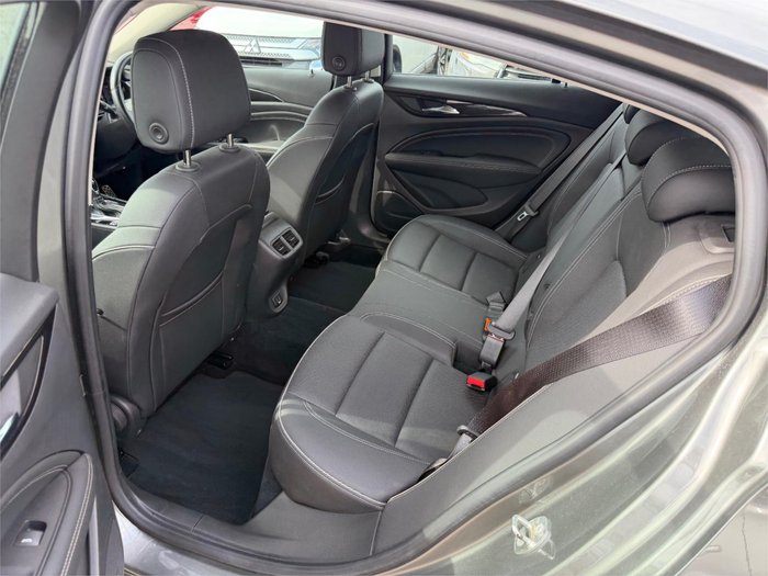 2018 HOLDEN COMMODORE RS-V