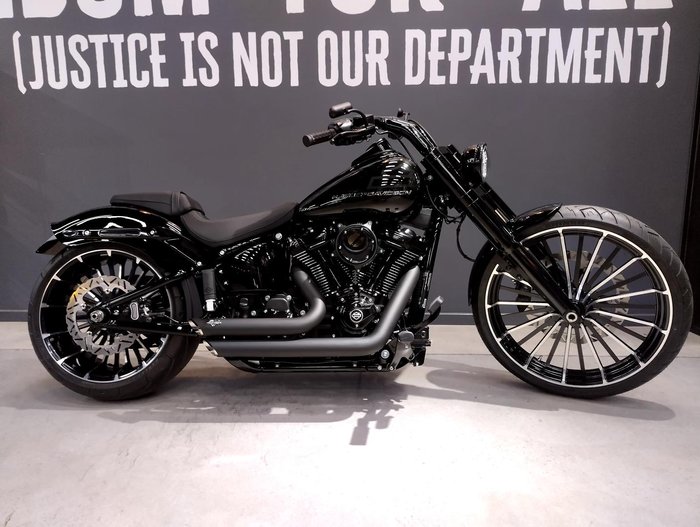2025 Harley-Davidson Breakout 117 (FXBR) Softail Black