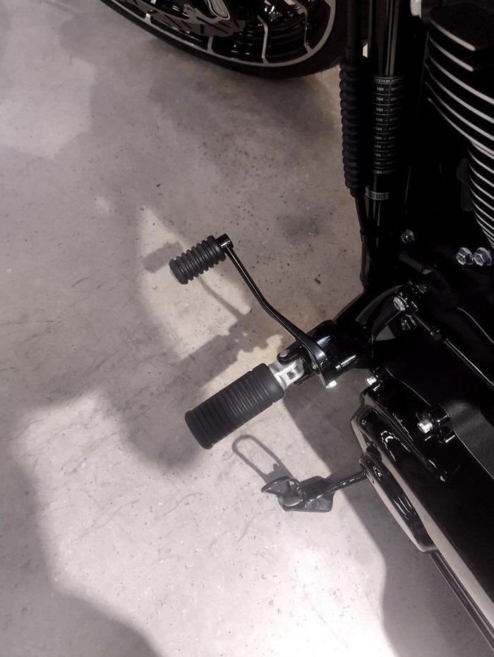 2025 Harley-Davidson Breakout 117 (FXBR) Softail Black