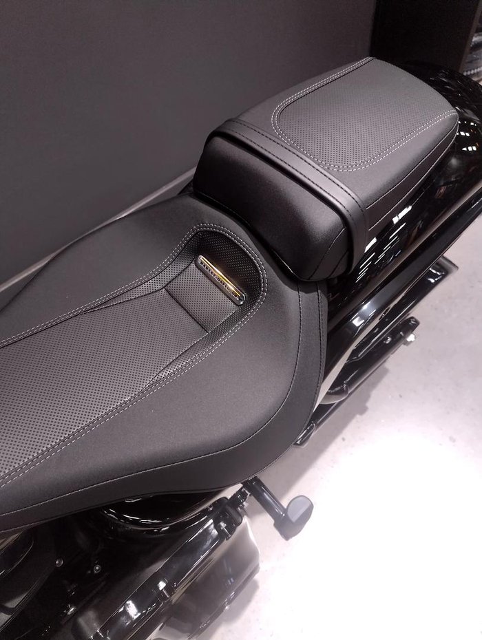 2025 Harley-Davidson Breakout 117 (FXBR) Softail Black