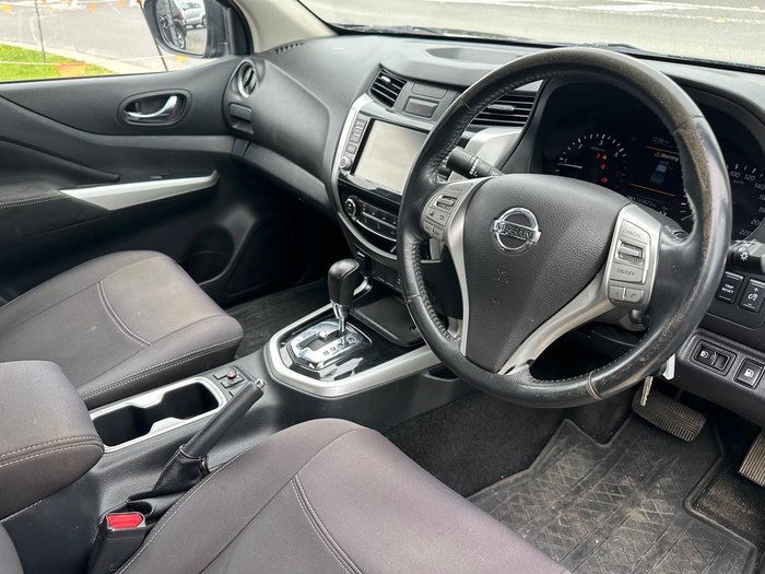 2019 Nissan Navara ST D23 Series 3 4X4 Dual Range Cosmic Black