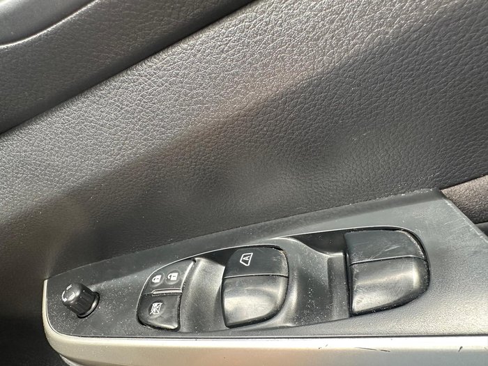 2019 Nissan Navara ST D23 Series 3 4X4 Dual Range Cosmic Black