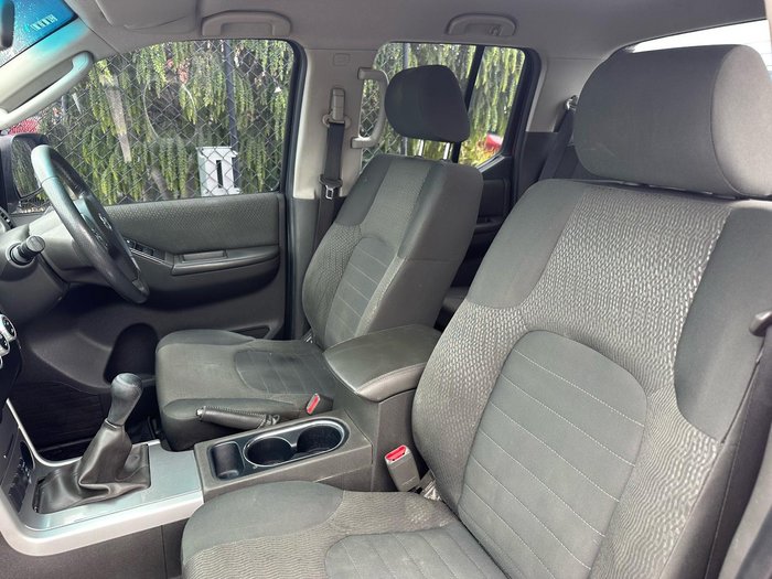 2013 Nissan Navara ST D40 Series 6 4x2 Tuscan