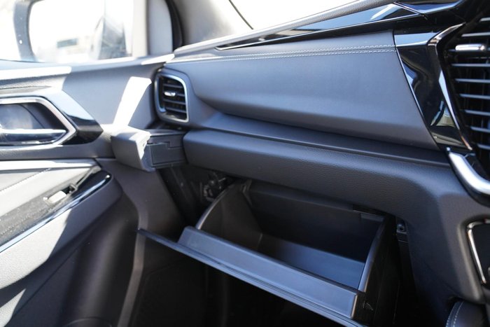 2025 Isuzu MU-X LS-T