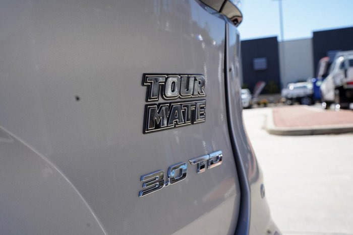 2025 Isuzu MU-X LS-T