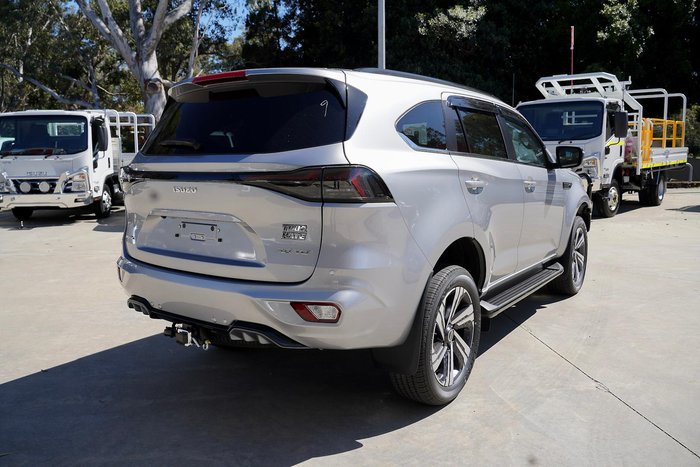 2025 Isuzu MU-X LS-T