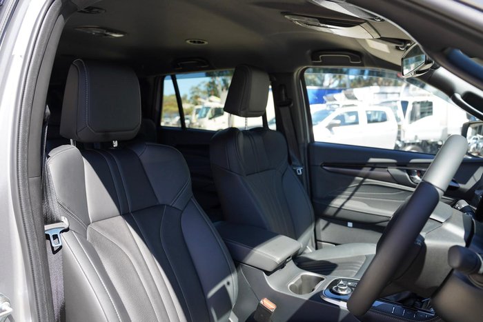 2025 Isuzu MU-X LS-T