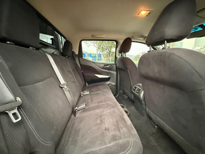 2015 Nissan Navara ST D23 4x2 Brilliant Silver