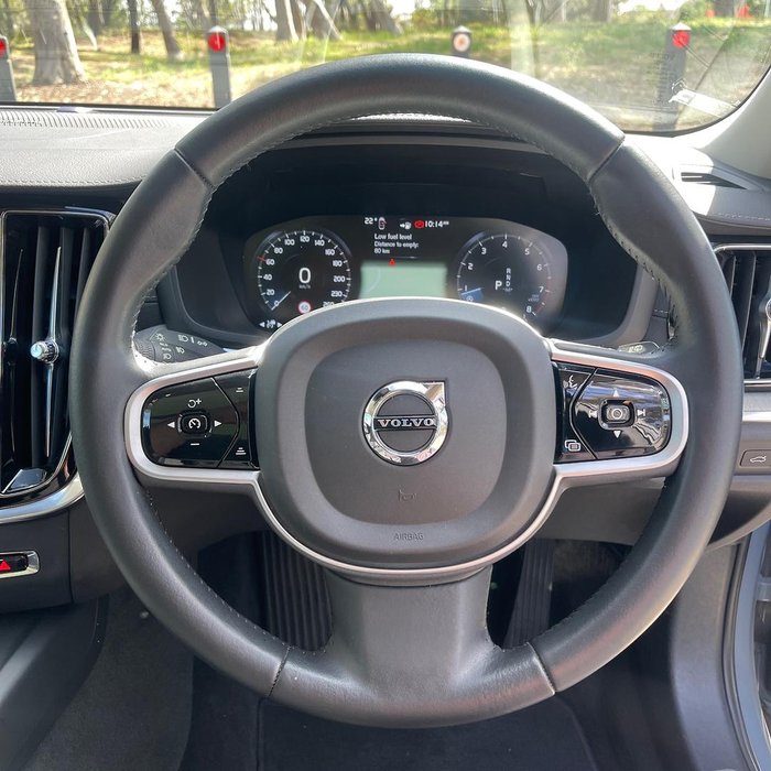 2021 Volvo V60 Cross Country B5