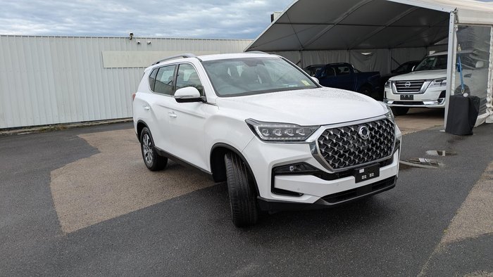 2025 KGM Rexton