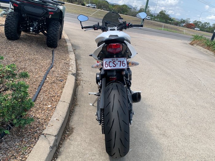 2013 Triumph STREET TRIPLE R White
