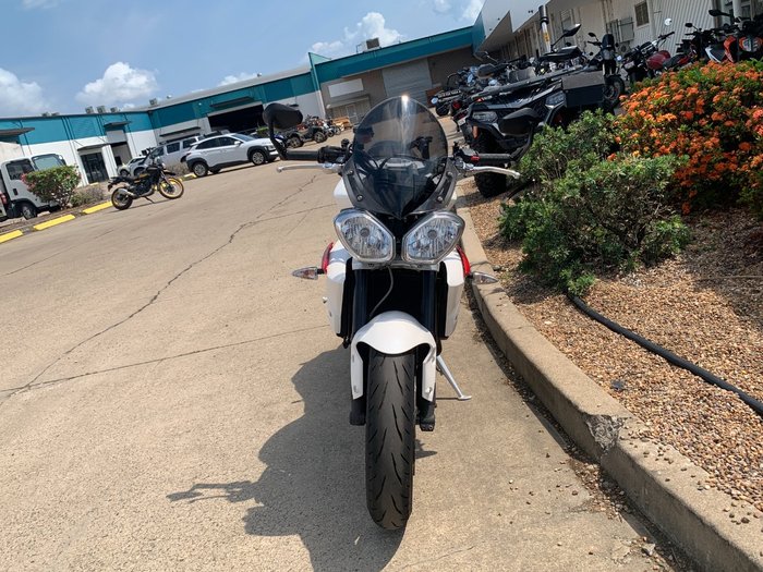 2013 Triumph STREET TRIPLE R White
