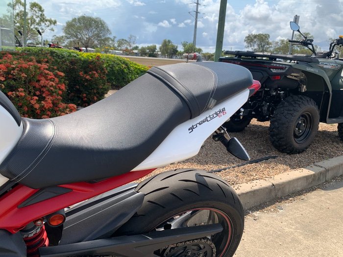 2013 Triumph STREET TRIPLE R White