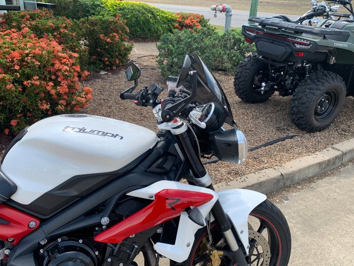 2013 Triumph STREET TRIPLE R White