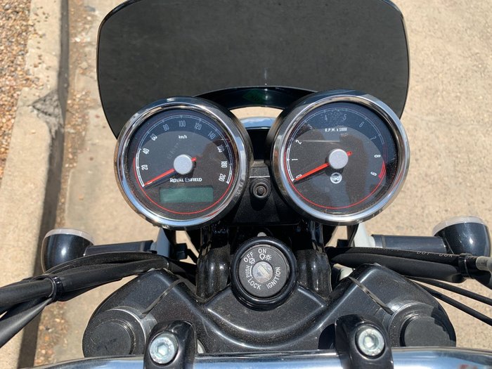 2024 Royal Enfield INTERCEPTOR 650 E5 DARK Black