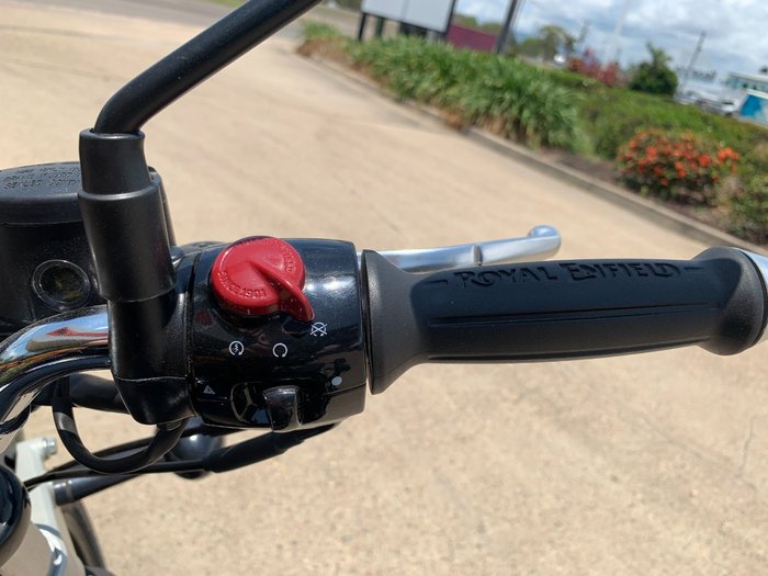 2024 Royal Enfield INTERCEPTOR 650 E5 DARK Black