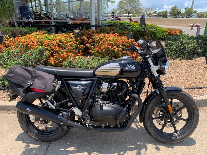 2024 Royal Enfield INTERCEPTOR 650 E5 DARK Black