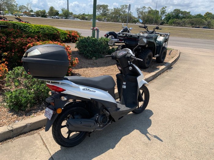 2018 Suzuki ADDRESS (UK110) White