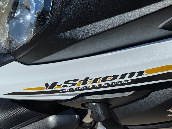 2023 Suzuki V-STROM 650XT (DL650XA) WHITE